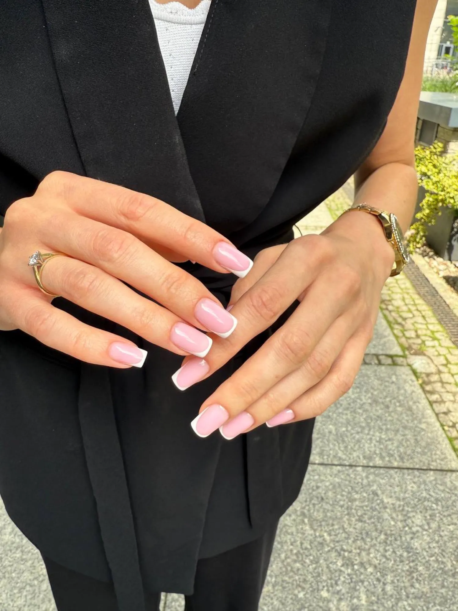 Różowy french manicure