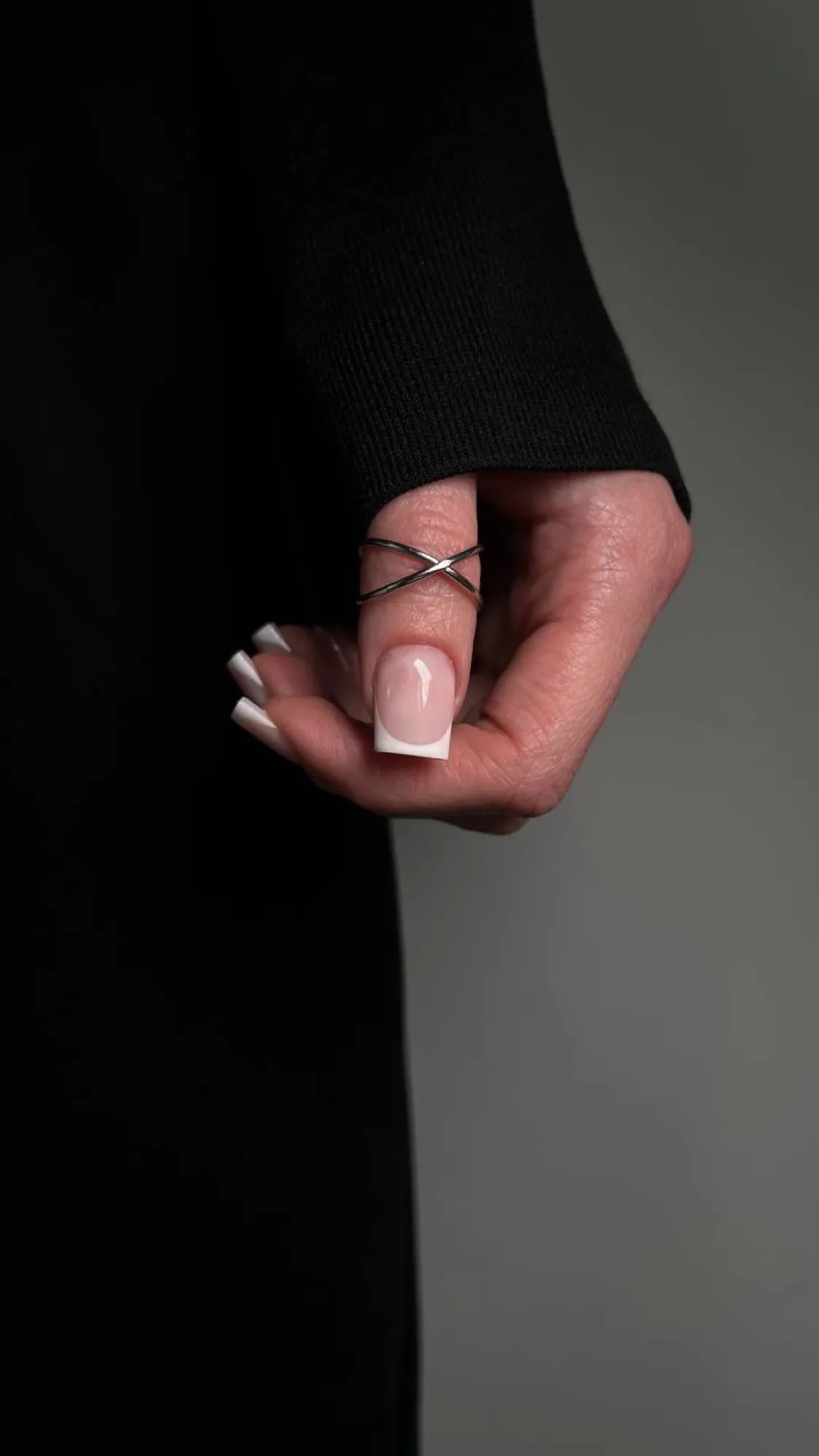 Biały french manicure